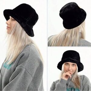 Elegant Black Faux Fur Bucket Hat